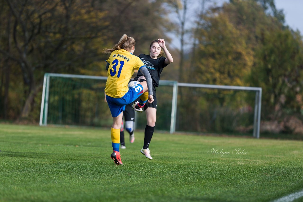 Bild 106 - wBJ MSG Steinhorst-Krummesse - VfL Pinneberg : Ergebnis: 2:0